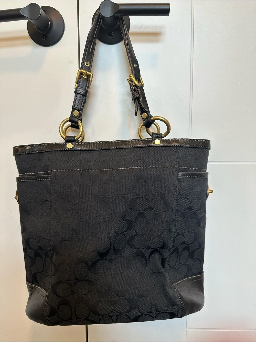 🖤 Coach Signature Black Canvas Tote 🖤